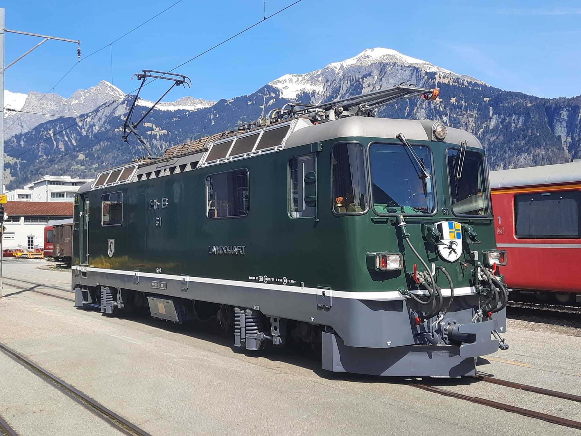 RhB Ge 4/4 II 611 Landquart in grün